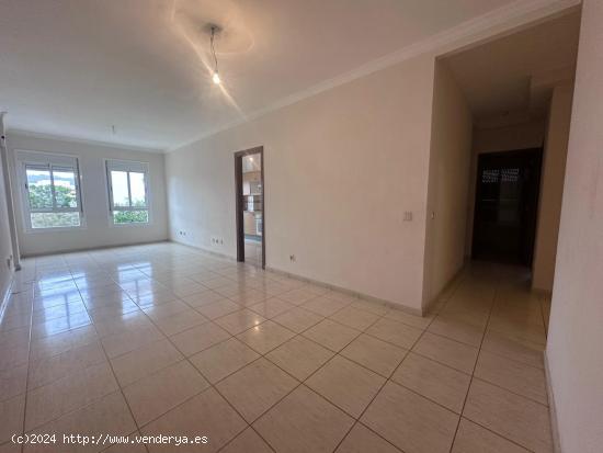 Piso en venta en Vecindario - LAS PALMAS