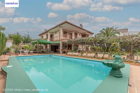 Gran chalet en la Urb. Los Girasoles, Otura! - GRANADA