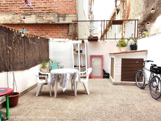 Se vende piso en Calle Latorre. Dos Dormitorios. Terraza 30 metros - ZARAGOZA