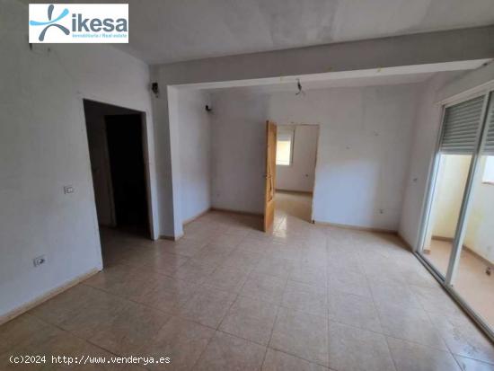 Piso de 3 habitaciones en La Carolina (Jaén) - JAEN