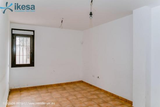 VENTA DE CASA ADOSADA EN CORTEGANA. - HUELVA