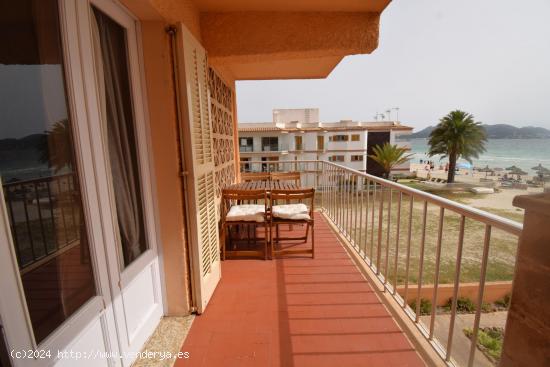 Piso con vista al mar y licencia vacacional  en Puerto de Alcudia - BALEARES