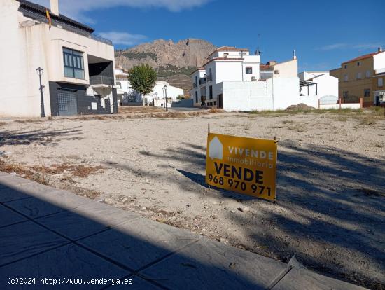  SOLARES URBANIZABLES JUNTO A AVENIDA ANDALUCÍA DE VÉLEZ RUBIO - ALMERIA 