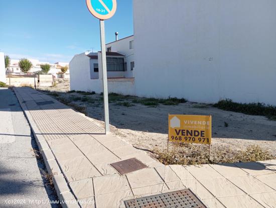 SOLARES URBANIZABLES JUNTO AL CENTRO DE VÉLEZ RUBIO - ALMERIA