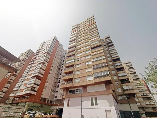  INTERESANTE PISO LISTO PARA ENTRAR A VIVIR EN RUISEÑORES - ZARAGOZA 