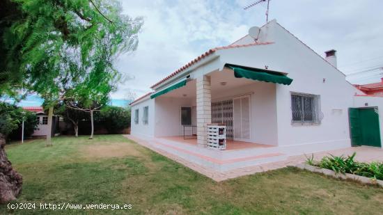 EN VENTA CHALET EN UNA SOLA PLANTA ZONA AMERADORS - CASTELLON