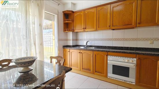  ADOSADO DE 3 HABITACIONES EN EL PUEBLO, CON GARAJE, BODEGA Y PATIO! - CASTELLON 