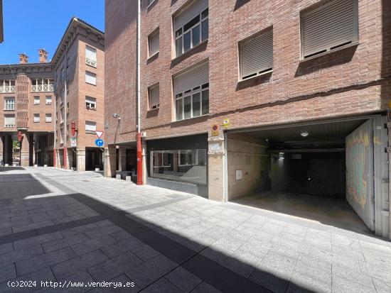 PLAZA DE GARAJE EN CALLE A METROS DE ECHEGARAY Y CABALLERO ESQUINA SAN VICENTE DE PAÚL - ZARAGOZA