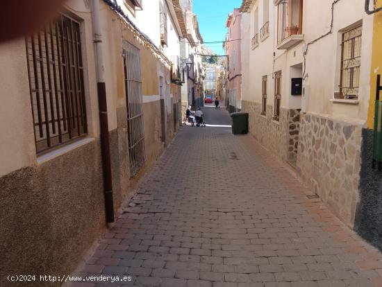  Casa en venta en Mula situada en la zona del casco antiguo - MURCIA 