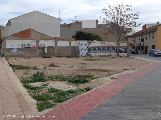 PARCELA  PARA CONSTRUIR EN LOS ALCÁZARES - MURCIA