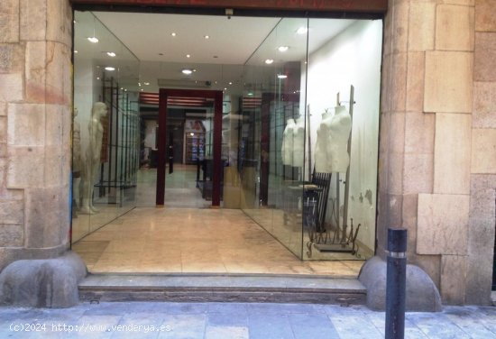  Local comercial en alquiler  en Barcelona - Barcelona 