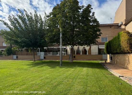 Unifamiliar adosada en venta  en Torrefarrera - Lleida