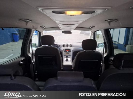 Ford Galaxy 2.0 TDCi 140cv DPF Titanium Powershift 5p. - Rubí