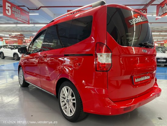 Ford Tourneo Courier 5 AÑOS GARANTÍA - El Prat de Llobregat