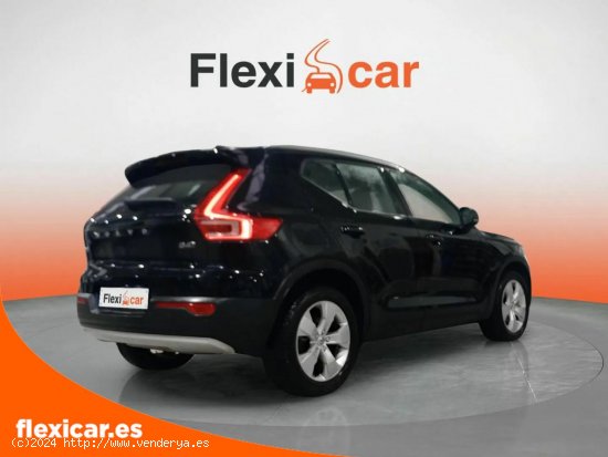 Volvo XC40 2.0 B4 G AWD Momentum Auto - Ourense