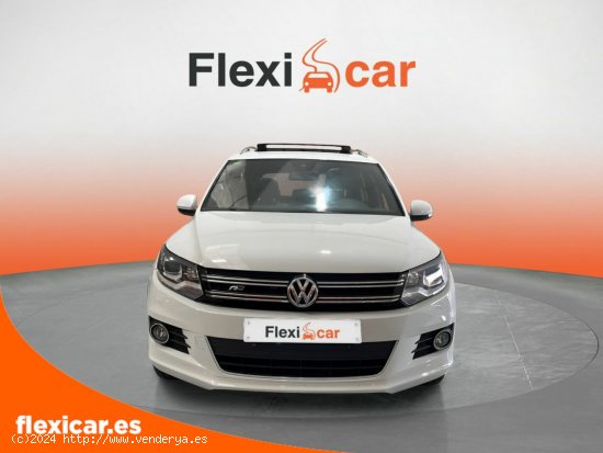 Volkswagen Tiguan 2.0 TDI 177cv DSG 4Motion R-Line BMT - L Hospitalet de Llobregat