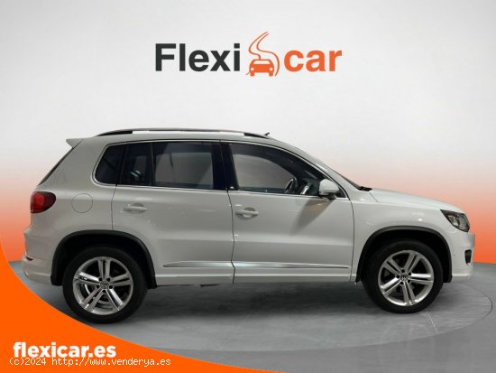 Volkswagen Tiguan 2.0 TDI 177cv DSG 4Motion R-Line BMT - L Hospitalet de Llobregat