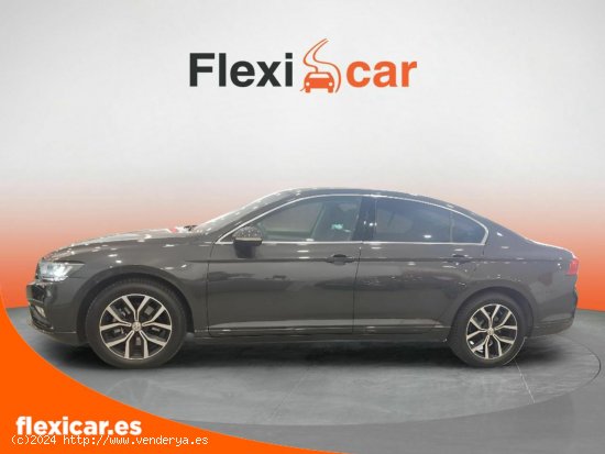 Volkswagen Passat Executive 2.0 TDI 110kW (150CV) - Huesca