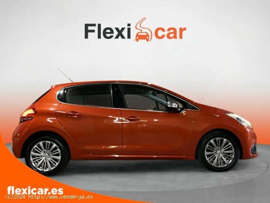 Peugeot 208 5P ALLURE 1.2L PureTech 110 S&S - Alcobendas