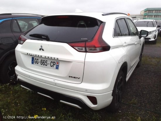 Mitsubishi Eclipse Cross 2.4 PHEV Kaiteki+ Auto 4WD - Madrid