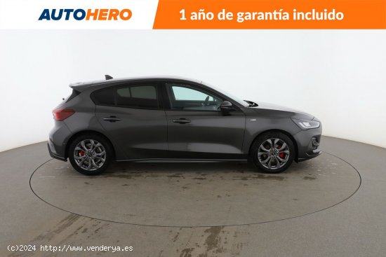 Ford Focus 1.0 EcoBoost Mild-Hybrid ST-Line - 