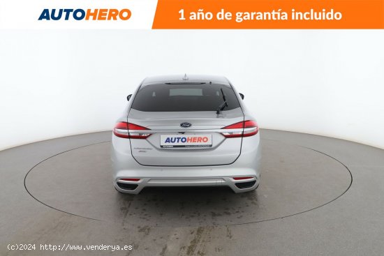 Ford Mondeo 2.0 TDCi ST-Line - 