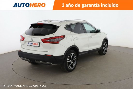 Nissan Qashqai 1.3 DIG-T N-Connecta - 