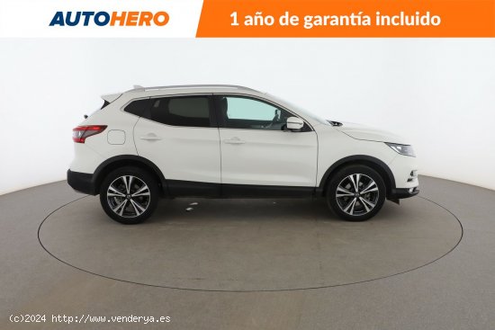 Nissan Qashqai 1.3 DIG-T N-Connecta - 