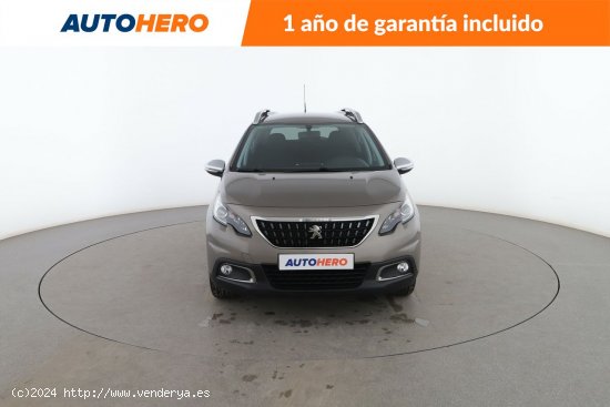 Peugeot 2008 1.2 PureTech Style - 