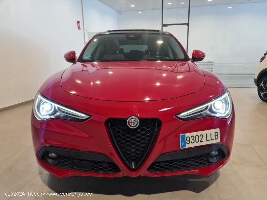 Alfa Romeo Stelvio 2.2 DIÉSEL 154KW (210CV) VELOCE - BADAJOZ