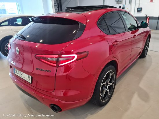 Alfa Romeo Stelvio 2.2 DIÉSEL 154KW (210CV) VELOCE - BADAJOZ