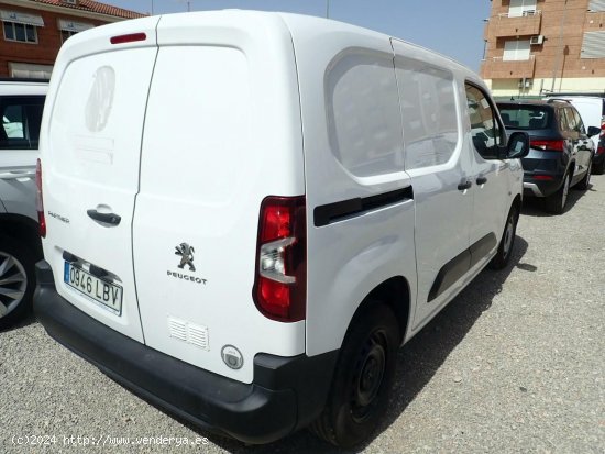 Peugeot Partner Pro Standard 600kg Bluehdi 73kw - Leganés