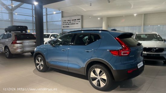 Volvo XC40 todoterreno 2.0 B3 PLUS DARK AUTO 5P - Hernani