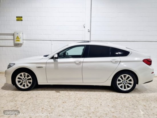 BMW Serie 5 Gt 520d de 2015 con 100.000 Km por 19.500 EUR. en Sevilla