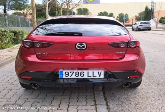 Mazda Mazda3 2.0 SKYACTIV-X ZENITH SAFETY RED AT de 2020 con 43.900 Km por 22.900 EUR. en Madrid