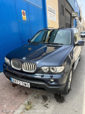 BMW X5 xDrive30d xLine de 2004 con 350.000 Km por 5.500 EUR. en Malaga