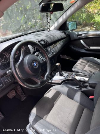 BMW X5 xDrive30d xLine de 2004 con 350.000 Km por 5.500 EUR. en Malaga