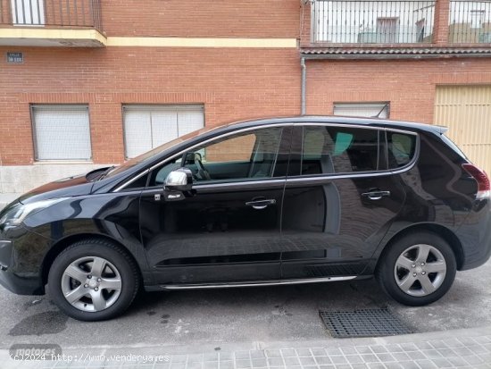 Peugeot 3008 Hibrid4 de 2015 con 212.000 Km por 9.000 EUR. en Toledo