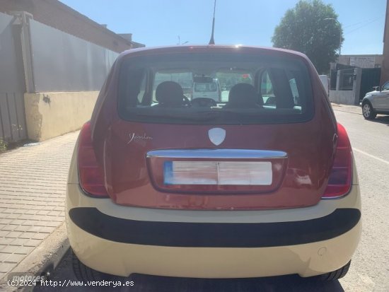 Lancia Ypsilon 1.4 gold de 2007 con 121.456 Km por 3.490 EUR. en Madrid