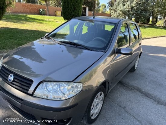 Fiat Punto 1.2 active city de 2005 con 49.856 Km por 3.150 EUR. en Madrid