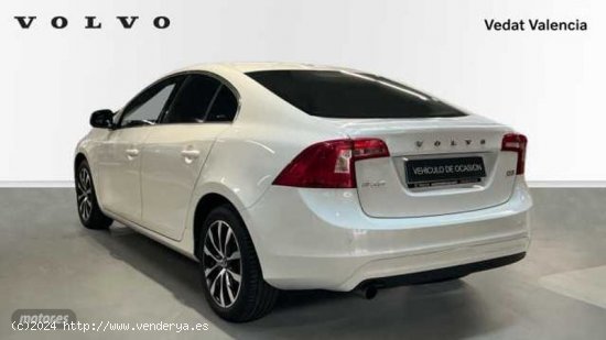 Volvo S60 2.0 D3 MOMENTUM 150 4P de 2018 con 179.977 Km por 14.900 EUR. en Valencia