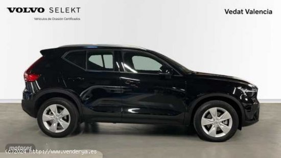 Volvo XC40 2.0 B3 CORE AUTO 163 5P de 2023 con 12.645 Km por 36.900 EUR. en Valencia