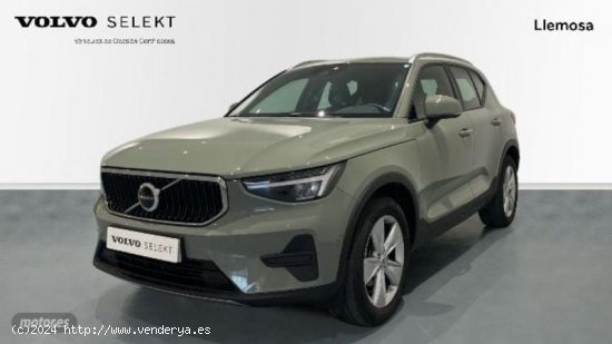  Volvo XC40 XC40 Core, T2 Automatica Microhibrido, Gasolina de 2024 con 18.334 Km por 32.300 EUR. en  