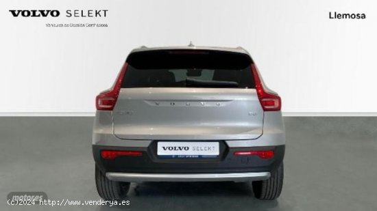 Volvo XC40 XC40 Core, B3 Mild hybrid, Gasolina de 2024 con 3 Km por 36.900 EUR. en Lleida