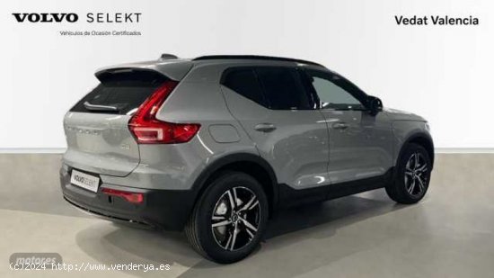 Volvo XC40 2.0 B3 PLUS DARK AUTO 163 5P de 2024 con 8 Km por 39.900 EUR. en Valencia