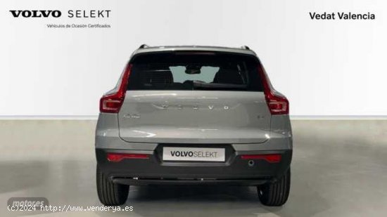 Volvo XC40 2.0 B3 PLUS DARK AUTO 163 5P de 2024 con 8 Km por 39.900 EUR. en Valencia