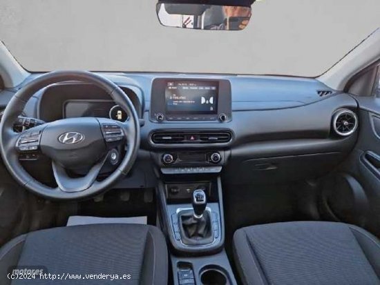 Hyundai Kona 1.0 TGDI Maxx 4x2 de 2023 con 23.061 Km por 19.900 EUR. en Huelva