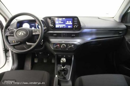 Hyundai i20 1.0 TGDI Klass 100 de 2023 con 12.174 Km por 18.290 EUR. en Murcia