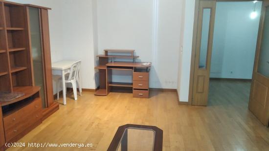 PISO EN VENTA ZONA VISTALEGRE. 3 DORMITORIOS, 2 BAÑOS, TRASTERO Y GARAJE. - ZAMORA