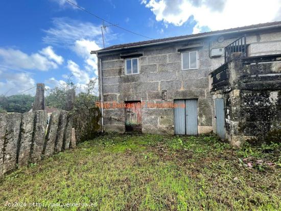 REF 4187 CASA DE PIEDRA A REFORMAR CON PARCELA ( O PORRIÑO ) - PONTEVEDRA